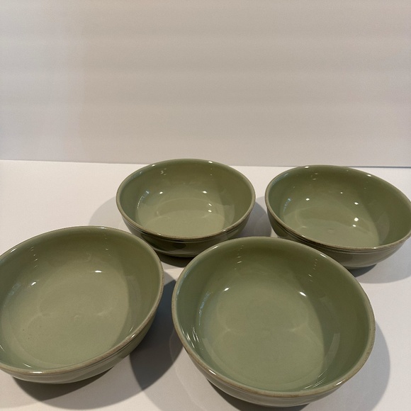 Pottery Barn Cambria Coupe Soup Bowls - set of 4 Celery Green - Picture 2 of 3